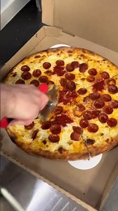 Best pepperoni pizza ever