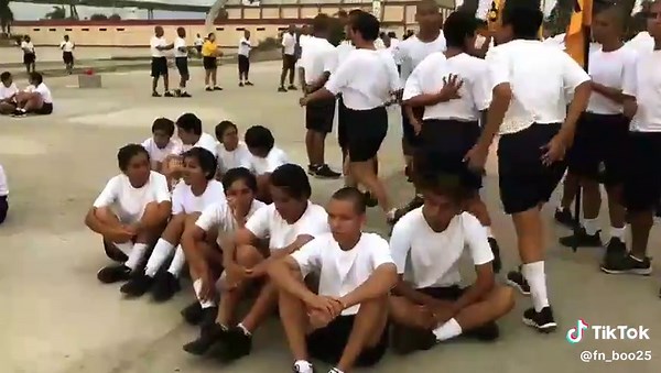 #⚓ #fyp #tik_tok #paratiiiiiiiiiiiiiiiiiiiiiiiiiiiiiii #reels #parati #fypシ゚ #viralvideos #trends #peruvian #mgp #naval #militarylife #navy #marina #1contingente2023