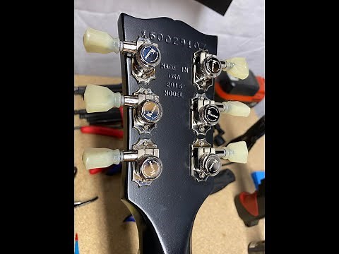 Installing Kluson Locking Tuners on a Gibson Les Paul. Vast upgrade!