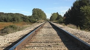 Railroads seek one-person crews for freight trains