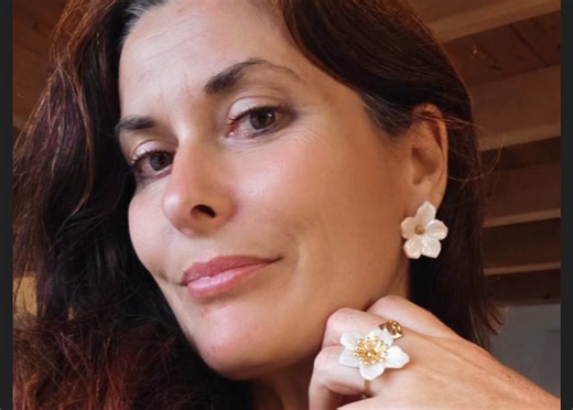 Aurélia (L’amour est dans le pré) amoureuse depuis 2 ans : ses adorables confidences sur son “ petit ours”