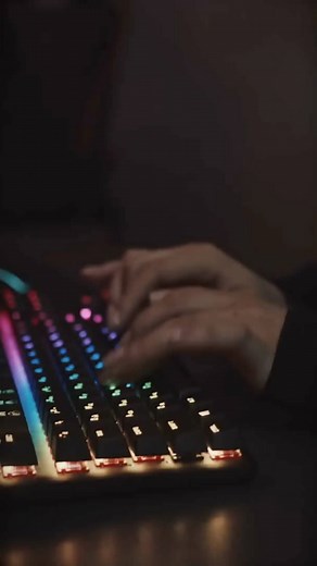 ‎oussamadcsi | Personal Growth 易 | طور نفسك‎ on Instagram‎: "افضل مصدر عربي لتعلم البرمجة بدون منازع، اكاديمية حسوب تقدم لكم دو ات في مختلف لغات و تخصصات اابرمجة من قبل مختصيين و خبراء في المجال بالاضافة الى المتابعة الكاملة اثناء و بعد الدورة لغاية ان تتمكنو من البدأ في العمل ✅"‎