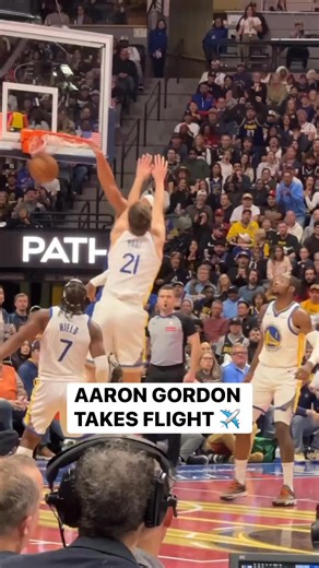 Aaron Gordon did WHAT?? 🤯 Double crossover to shake the defender ✅ Huge poster slam ✅ Great reax ✅ Another highlight play from AG! 🆚 GSW-DEN • West Group C 🏆 Emirates NBA Cup 📺 NBA on Prime Video: https://www.nba.com/how-to-watch-game-redirect/0022500037?partnerRef=NBA&platform=Facebook&surface=Post | NBA