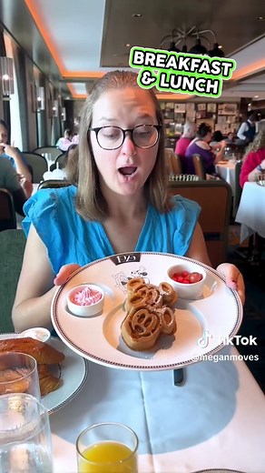 9 Details I WISH I Knew BEFORE a Disney Cruise! 😵🚢(First Time Sailing Tips) 9 things I WISH I knew before sailing on a Disney cruise! We sailed on the Disney Wish and I wish I knew this before our first sailing! There are 18 areas on the ship and Castaway Cay. The Disney character meals have very brief character interactions! Pirate Night is a VERY big deal! Don’t forget to pack a pirate outfit! We booked an inside stateroom that had no windows or balcony. If you don’t plan to spend a lot of t