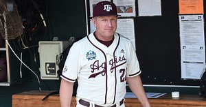 Texas A&M hires new pitching coach
