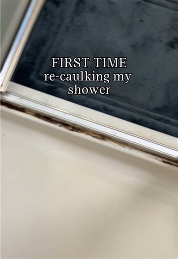 A Comprehensive Guide to Shower Caulking Techniques