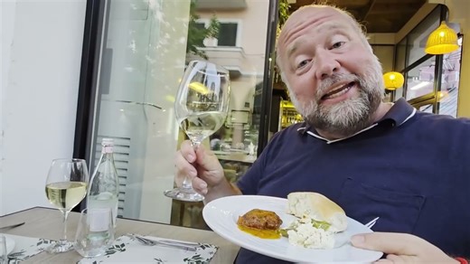 What to know when you transition from blogger to vlogger