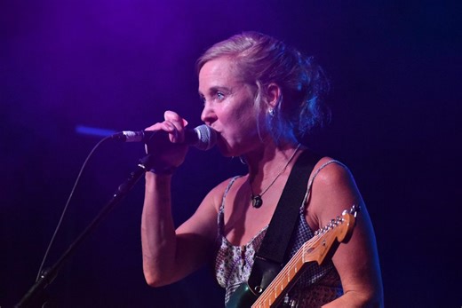 Throwing Muses Return With First New Song In Four Years “Drugstore Drastic" -