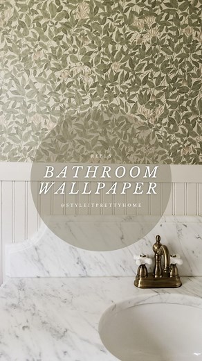 The moment I saw the paste plop my internal dialogue was “what am I doing” I was so nervous about applying traditional wallpaper and I had this fear I was somehow going to mess it up severely and everything was going to go wrong but I was pleasantly surprised it’s much easier to install the peel and stick and it’s gorgeous. Linnea wallpaper, kindly gifted from @sandbergwallpaper. #sandbergwallpaper I will be adding a matte topcoat to this wallpaper because it is in a wet space . #wallpaper #wall