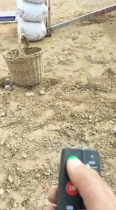 This homemade lifting system saves labor, yet poor balance or weak welds could cause accidents. | Metzgerei Ogunquit Studio