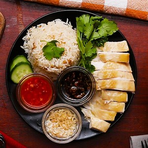 Our coworker Niki made her recipe for Hainanese Chicken Rice and it is DELICIOUS! ✨ Recipe: https://tasty.co/recipe/hainanese-chicken-rice Want more videos? Subscribe to Tasty: https://bit.ly/2AgbiMp | Tasty