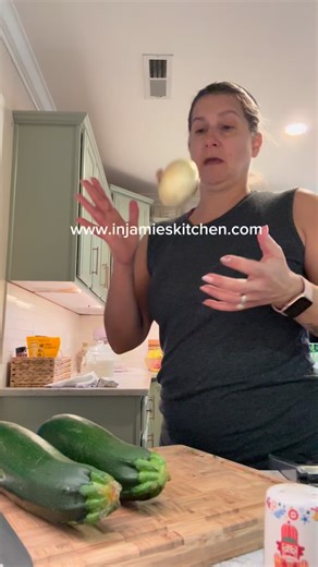 This is one of those “I just threw it together” dinners that ended up getting millions of views and so many messages saying “we make this all the time now.” Two zucchini one onion, sautéed in olive oil with salt, pepper, and garlic powder. Add ground chicken, cook it through, then stir in a can of diced tomatoes with basil & oregano and let it simmer for a few minutes. Serve it over rice, top with a little cheese or hot sauce if you want, and dinner is DONE. Healthy, quick, easy, and perfect for