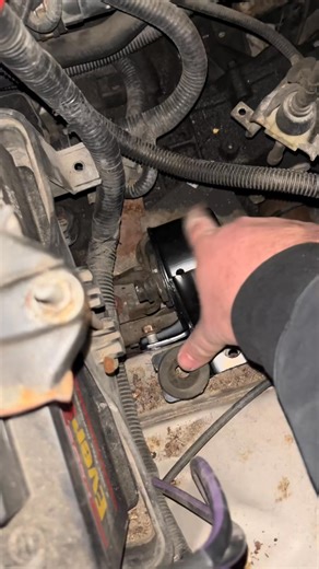 2008 Ford Escape Motor Mount Replacement #forher #mechanic #replace #fix #repair #ford #fordescape #motor #motormount #mount | Engine Mounting Repair | Facebook