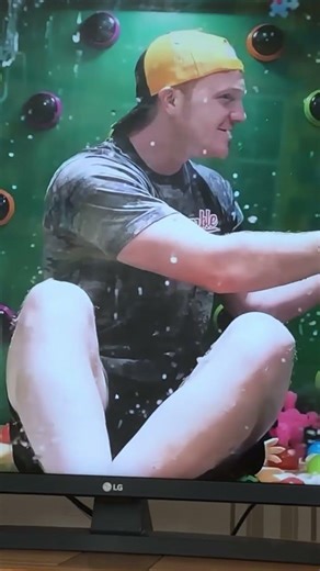 Unspeakabl if yur seeing this can you mabye subscribe to my channel if not enjoy the rest of yur day