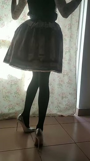 Try wearing 14 cm high heels for the first time