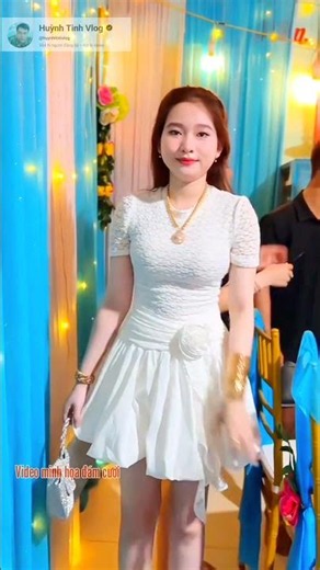 Something’s weird about this girl at a Mekong Delta wedding 💥