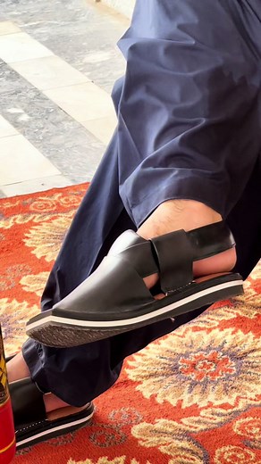 Traditional South Asian Attire for Men: Style Guide