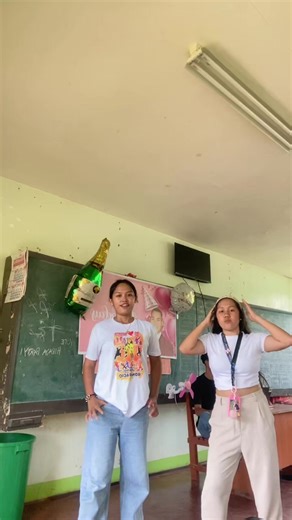 SirLaps (@sirlaps)’s videos with original sound - SuNny💭