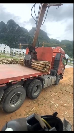 Machinery work involves the operation, maintenance, and supervision of mechanical equipment to ensure efficient production, construction, or repair processes. #excavator #construction Ma1a.9234 | Tech 134M