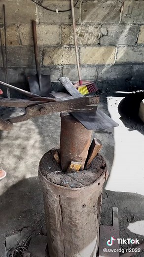 A kitchen knife that lasts a lifetime #kitchen #knife #kitchenware #hot #foryou #handmade