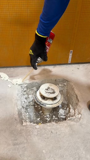 Today we’re applying a self-leveling compound from Sika this helps us prepare the surface before installing the shower pan and marble floor tiles. We make sure the entire area is flat, smooth, and free of any dips or waves, so when we install the Schluter system and the marble, everything sits perfectly and lasts for years. Every detail matters — from the ground up. That’s why we take the time to prepare the right foundation before any tile goes in. If you’re in West Palm Beach and planning your