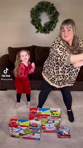 The Safari Park Track Set and Touch And Go Chuggers are so much fun!!😆 Check out the new toy line at Amazon, Target, The Entertainment, Barnes & Noble and more .#Traintoy #parentingmemes #motherhood #Chuggington | Chuggington