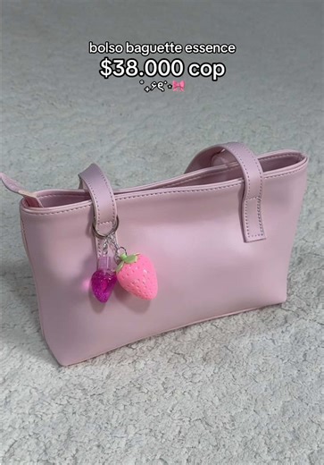 Bolso Baguette Essence a Solo $36.000 COP