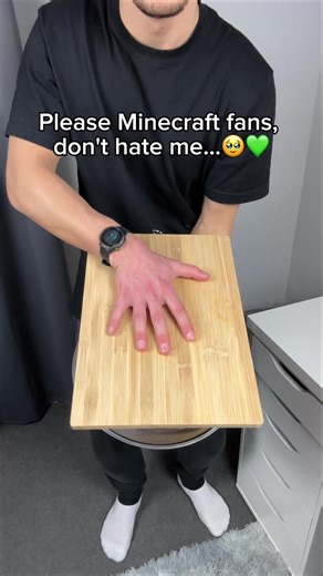 What do you think? 🥹💚 #Minecraft #minecraftlover #minecraftnostalgia #lamp #nostalgic . . . . I'm in love with this lamp of a Minecraft wolf, it looks amazing in my desk and looks like the wolf I had in my old Minecraft world