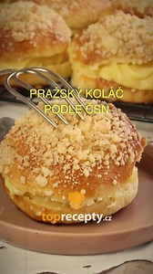 124K views · 605 reactions | Znáte pražský koláč? Voní skořicí a vanilkou. Vyzkoušejte si jeho přípravu, recept na krém i těsto najdete ve videu. | Recepty od našich babiček | Facebook