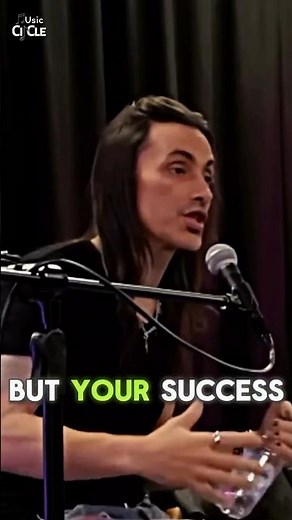 Nuno Bettencourt on Success & Passion 💭 | Extreme Guitarist 🎸 #Shorts
