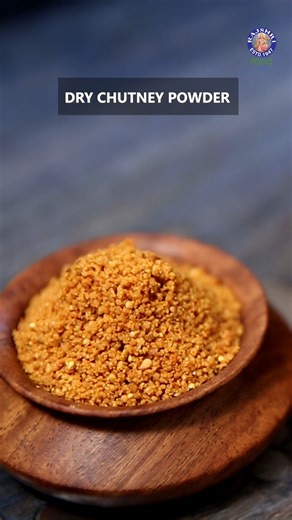 Learn how to make this versatile Dry Chutney Powder! It's the perfect accompaniment for everything—from Vada Pav and Idli to quick Sandwiches! Watch the entire recipe on our Rajshri Food YT Channel. Host: Anushruti RK Ingredients: 250 gms / 1 & half cup of roasted peanuts 1/4 cup / 25gms of sesame seeds 3/4th cup / 75 gms of dry coconut Few curry leaves 2 tbsp of roasted chana dal 4 tsp coriander powder 2 tsp of cumin seeds powder 4 tsp of red chilli powder 1 tsp of Asafoetida powder 1 tsp of su