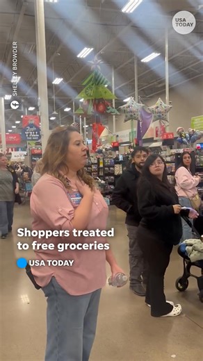 This was a nice treat before the holidays. An H-E-B in Texas treated customers to free groceries after their system went down. | Milwaukee Journal Sentinel