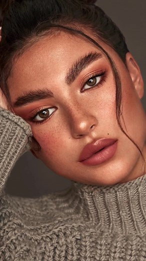 Retouching Academy on Instagram: "Removing excessive shine on the skin with the Blot button on the MUA Retouch panel @retouchingpanels literally takes seconds⚡️⁠ ⁠ So is adding subtle, natural-looking highlights with the Highlights button ✨⁠ ⁠ 💄 Featuring the MUA Retouch Panel of @retouchingpanels, links in bio 🔗⁠ ⁠ Retouch: @podzolko.olya⁠ ⁠ Photographer: @_elite_covers⁠ Model: @shana_llp⁠ MUA: @make.upbyroos⁠ ⁠ 👩‍💻 Get more work done faster with @retouchingpanels⁠ ⁠ #beautyretouch #muareto