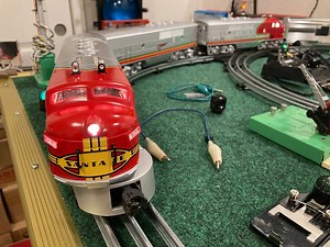 1991 Lionel Santa Fe F3s; 6-11711