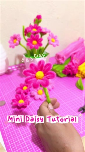 Create Mini Daisy Fuzzy Wire Flowers Tutorial