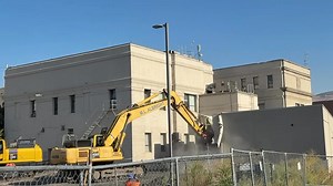 The demolition of the old Nez Perce County Courthouse is underway Tuesday morning in Lewiston. (August Frank/Lewiston Tribune video) | Lewiston Tribune