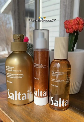 ☀️🌴 Summer captured in 3 bottles! This bundle smells like the best vacation all in one. Bodywash, body oil with sunscreen and body mist. #summerscent #saltairbody #vanillaperfume #bodycarebundle #smellgoodallday