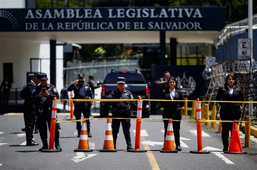 El Salvador reforms constitution to allow for life sentences