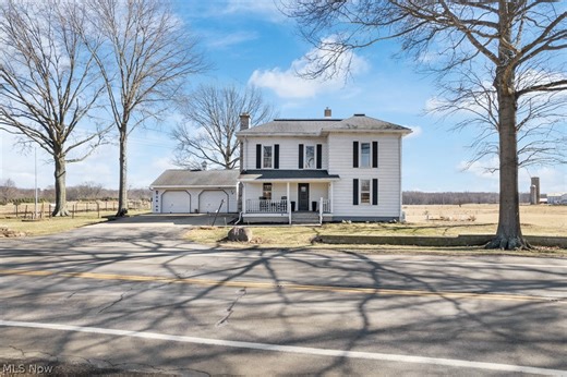 12450 Navarre Rd SW, Navarre, OH 44662 - MLS 5189661 - Coldwell Banker