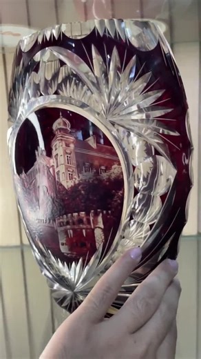 Vintage Polish Ruby Red Cut to Clear Crystal Vase – Hand Engraved Eagle & Castle – Bohemian Style Collectible – Heavy Lead Crystal Gift. - Etsy Canada