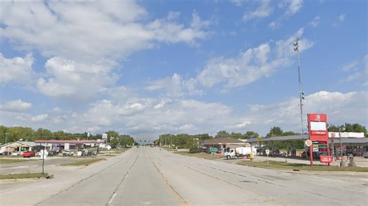 School bus hits, kills pedestrian on State Road 43 near West Lafayette