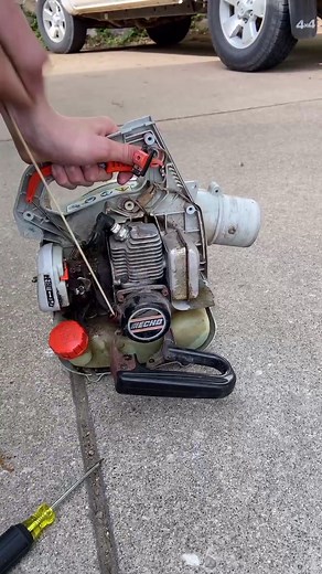 Mini bike swap? #twostroke #offroadlegends #fyp #broken #foryoupage
