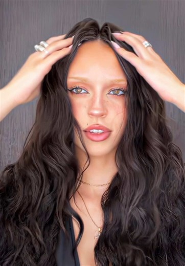 Daniela Vogue katseye makeup: mesmerising eye look tutorial