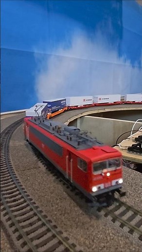 Modelleisenbahn H0 Trainspotting Roco E155 #moba #h0scale #modelrailway #modeltrains #shorts