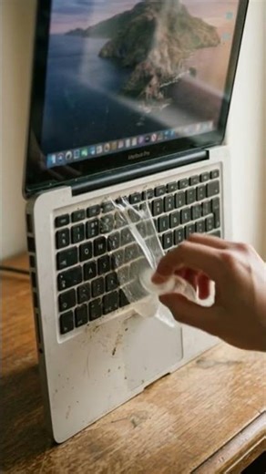ASMR LAPTOP CLEANING 💻 USING GEL #asmr #cleaningsounds #cleaning #laptop #gel #satisfying #relax
