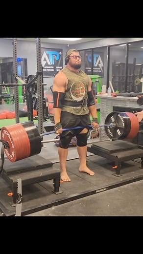Putting in work 🫡🙏🏻 @roy_gains 1215lb #blockpull above the knee with bar height at 22 inches, so basically 6.5 inches of total range of motion even though it looks like 3 or 4 inches... Second video is 1105lb. ‘How’s that deload going?’ -Adam ‘It’s lightweight today.’ -Me | Deadlift Till Im Dead