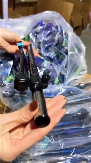 New Qingxiao portable carbon fiber mini support rod, multi-section design, compact and retractable.