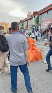 ⭐️ Dancing from the heart at the market in Tajikistan. Dushanbe | Bhagavad-gita