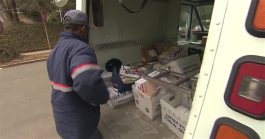 Don't click that link: Experts warn of Christmas package tracking scams