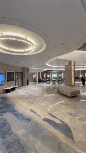 Expedia Croisières de Québec on Reels | Facebook